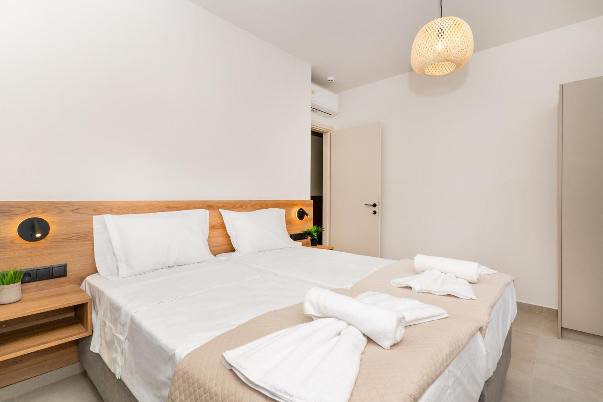 Dreta Suites Chrissi Akti Chania Exterior foto