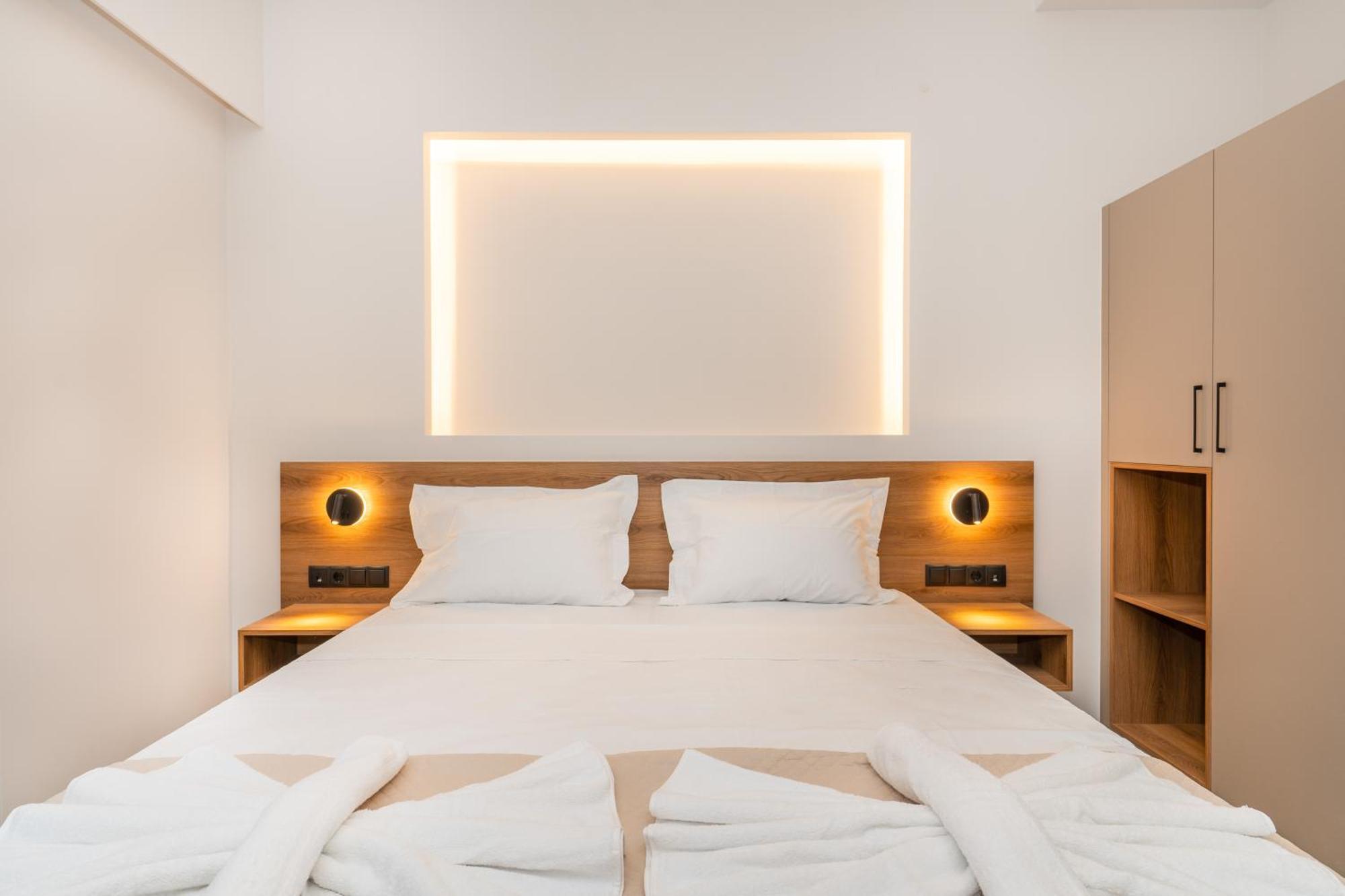Dreta Suites Chrissi Akti Chania Exterior foto