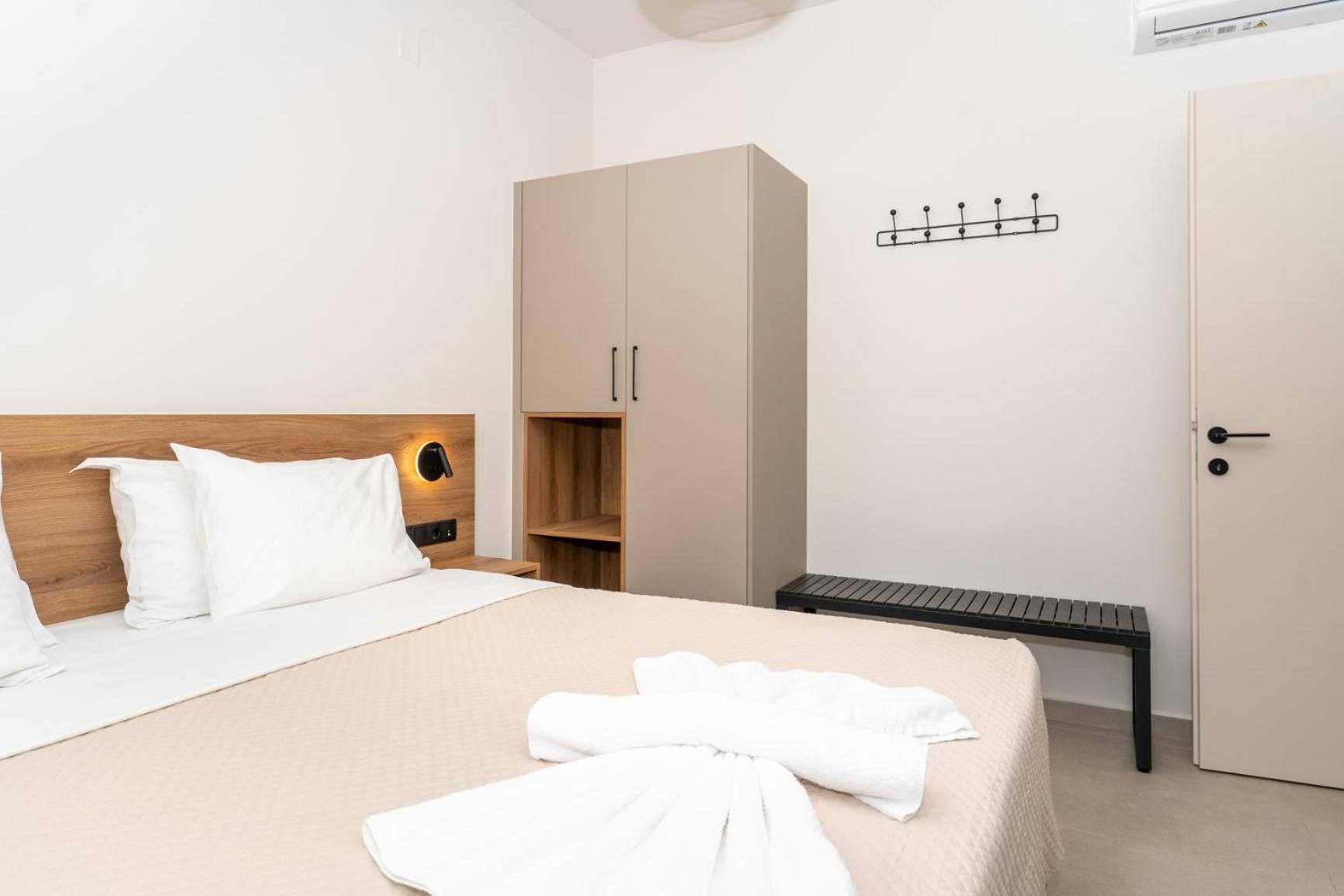 Dreta Suites Chrissi Akti Chania Exterior foto